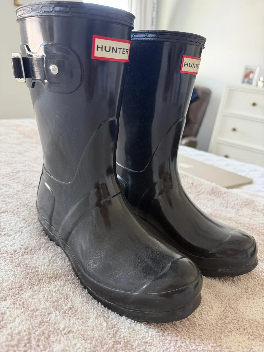 Hunter Women's Gloss Black short Rain Boots with Logo